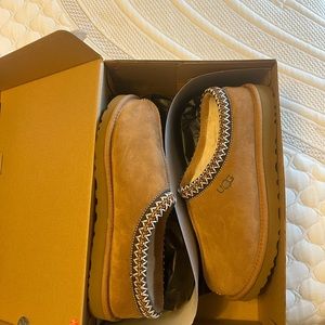 UGG Tasman slippers